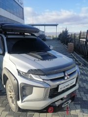Kaput Kaplama ( Turbo Havalandırma ), Mitsubishi L200