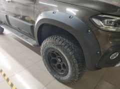 C-002 BOLT SET MXCFF the side skirts (Dodik)