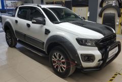 FRFF-002-CS FENDER SIDE BOLT SET (Wildtrak SENSOR)