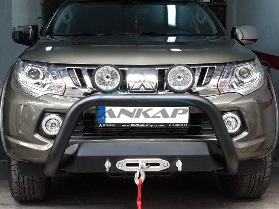 PWT22 Mitsubishi L200 U Bükümlü Ön Koruma, Siyah