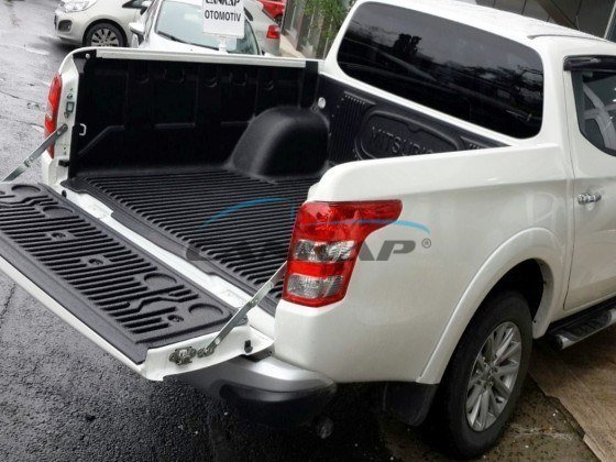 KH002 Mitsubishi L200 Kenarsız Havuz, Aeroklas