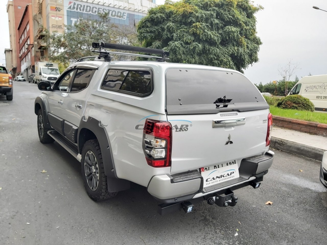 Mitsubishi L200 Camlı Kabin, Aeroklas Sürgülü Yan Camlı
