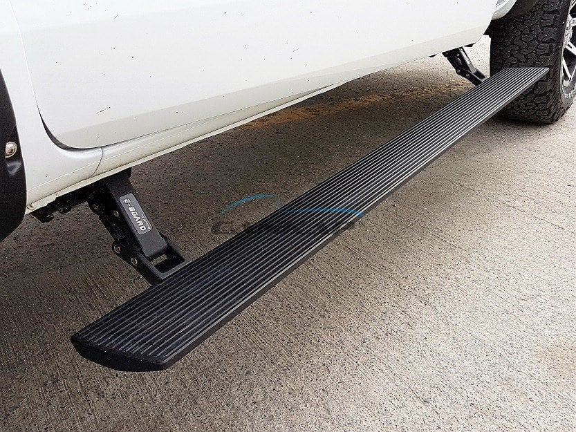 Toyota Hilux Revo E-Board Otomatik Yan Basamak