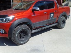 Çamurluk Kaplama ( Dodik Seti ), Civatasız, Toyota Hilux Revo