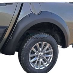 Çamurluk Kaplama ( Dodik Seti ), Civatasız, Mitsubishi L200