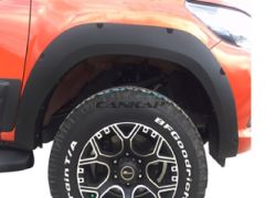 Çamurluk Kaplama ( Dodik Seti ), Civatasız, Toyota Hilux Revo