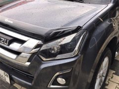 Isuzu D-max Kaput Rüzgarlığı