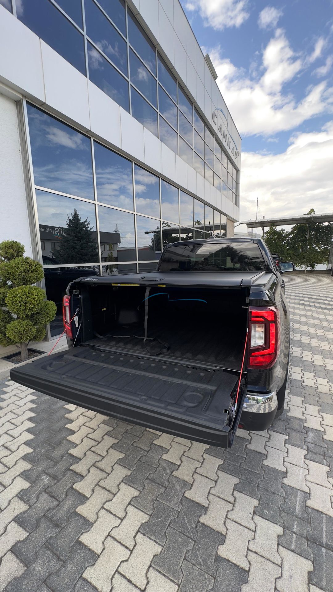 Volkswagen Amarok Manuel Sürgülü Kapak, Rollback