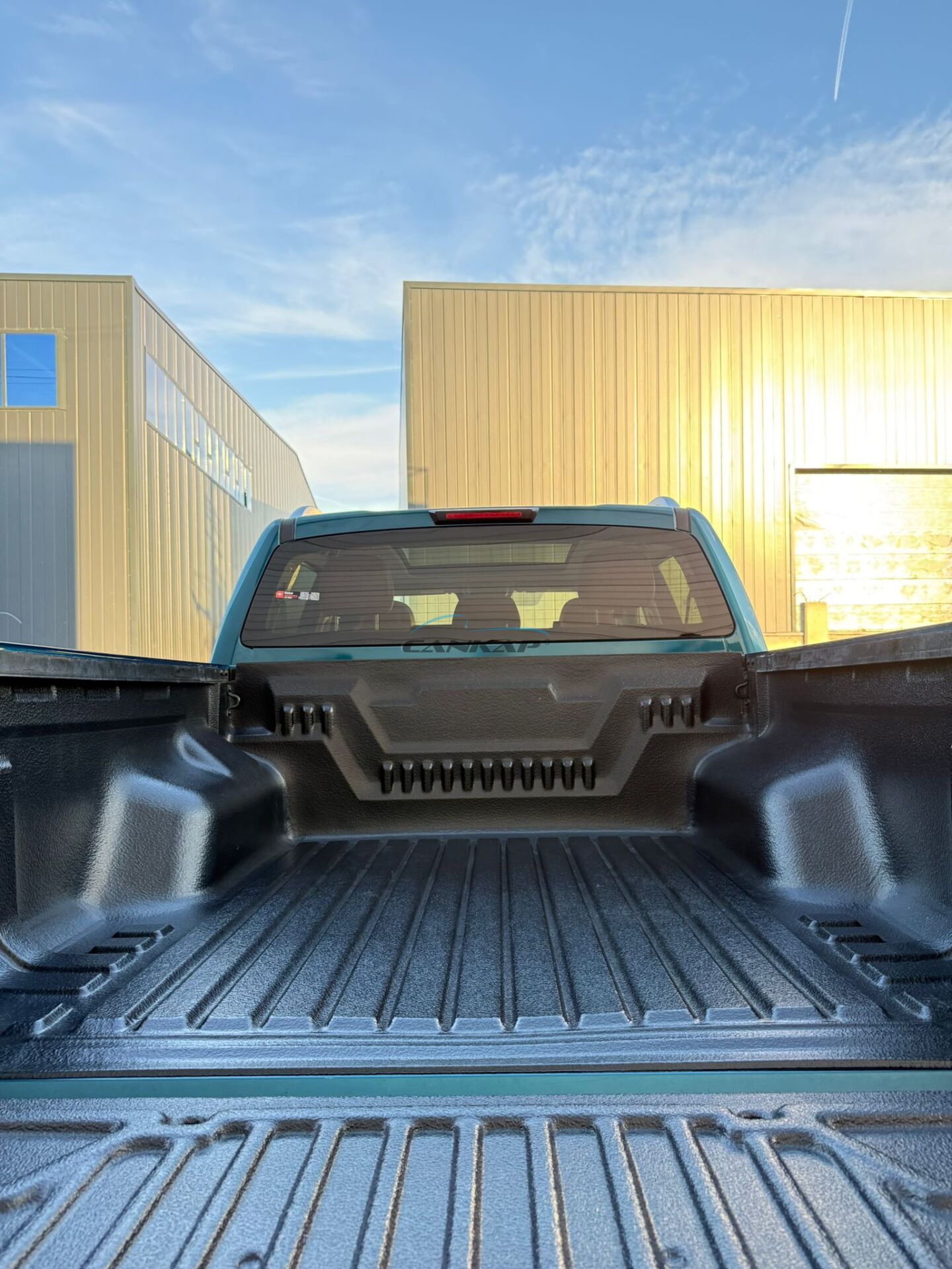 Kasa Havuzu, Kenarsız, Foton Tunland V9